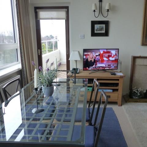 Dining area. Door to balcony
