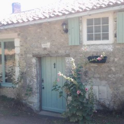 Pomme D'Amour cottage