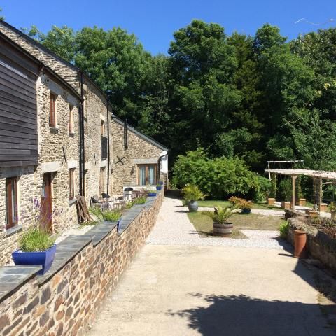 The Threshing Barn, one of three 18th century holiday barns