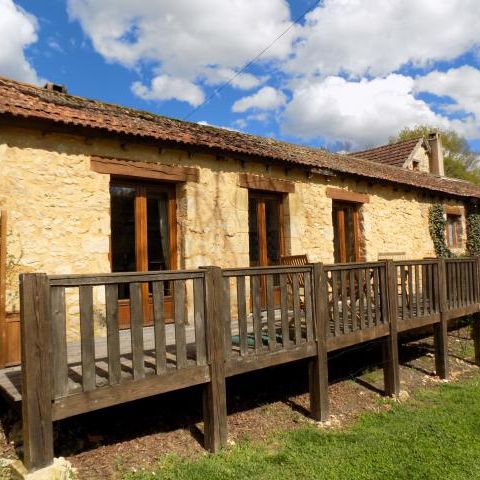 Roque Terrasse with wooden balcony