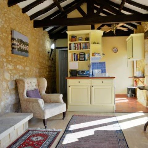 Roque Terrasse living room