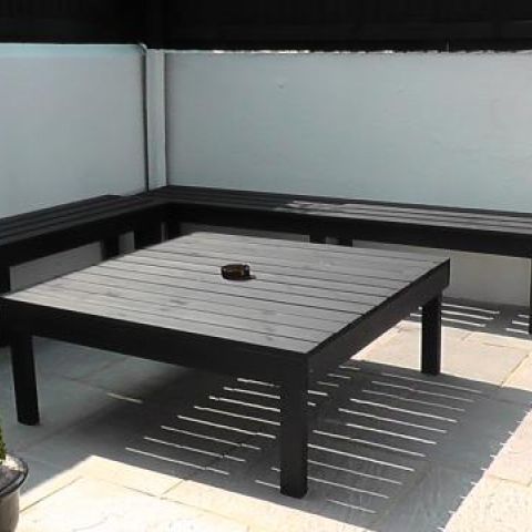 Walled and fence secure suntrap rear garden