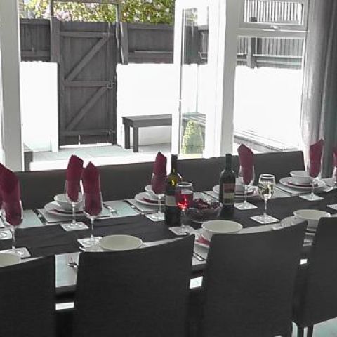 kitchen diner easily seats 12 + highchairs