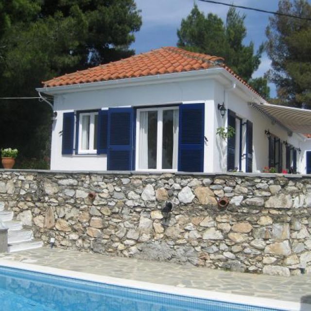Villa Maestrali and Private Pool with View on Kolios Bay