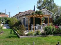 L'Ecurie Holiday Home in Lairoux, Vendee