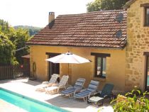 The Tobacco Barn with pool